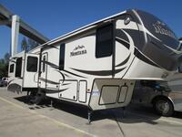 34284 - 39' 2015 Keystone Montana w/4 Slides Image 1