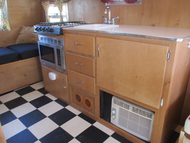 34491 - 17' 2015 Shasta Airflyte Image 10