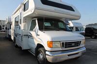 34502 - 24' 2004 Winnebago Minnie w/Slide Image 1