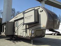 34823 - 32' 2014 Rockwood Signature Ultra Lite w/3 Slides Image 1