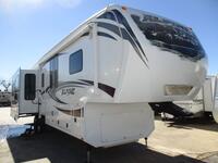 35072 - 39' 2013 Keystone Alpine w/4 Slides Image 1