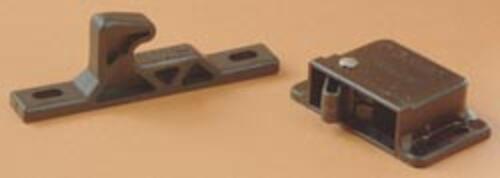 push-latch-five-pound