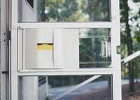 Clear 12in Screen Door Sl