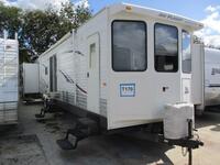 34121 - 41' 2009 Jayco Jay Flight Bungalow w/3 Slides - Bunk House Image 1