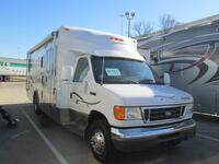 35064 - 28' 2006 Winnebago Aspect w/Slide Image 1