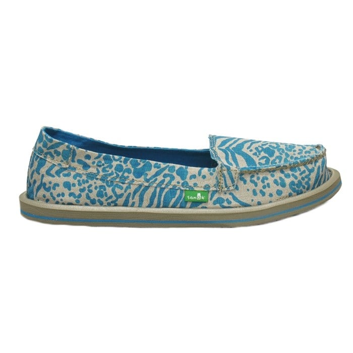 Sanuk Women&#39;s Shorty Leppatyga Casual Slip-ons