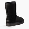 UGG Women&#39;s Classic II Short Snow Boots