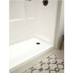 Delta Bathing System Classic 3.5 in. H x 60 in. W x 32 in. L White Acrylic Right Hand Drain Rec