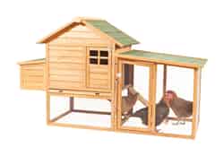 Aspen Pet 2-4 Hens Wood Peak Roof Chicken Coop
