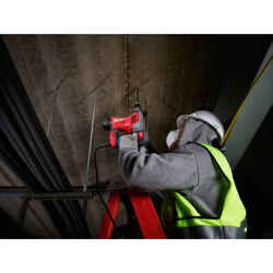 Milwaukee 1-1/8 in. SDS-Plus Corded Rotary Hammer Drill Kit 8 amps 3.6 ft./lbs. 5500 bpm
