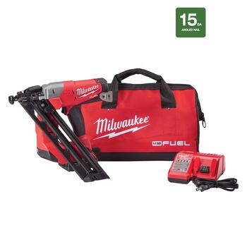 Milwaukee M18 FUEL 15 Ga. Cordless Angled Finish Nailer Kit 18 V