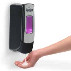Gojo 700 ml Wall Mount Touch Free Foam Soap Dispenser Kit