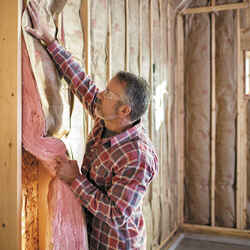 Owens Corning 15 in. W x 93 in. L 21 Kraft Insulation Batt 67.81 sq. ft.
