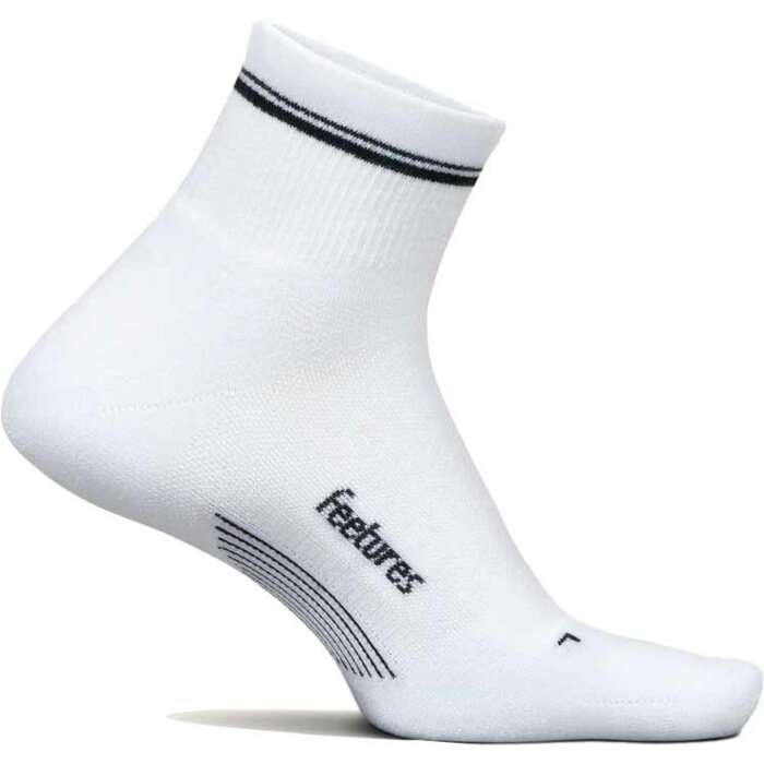 Feetures Elite Max Cushion Quarter LE Stripe Socks