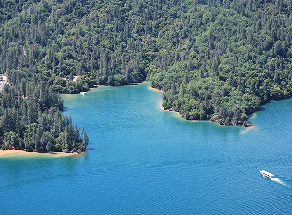 Aerial view of houseboat on Shasta Lake