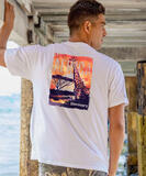 Discovery Channel Giraffe Sunset - White Short Sleeve Crewneck T-Shirt