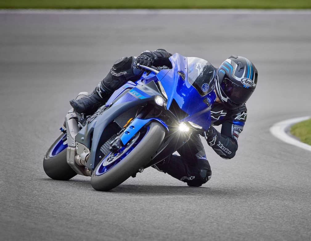 Action image of 2024 YZF-R1