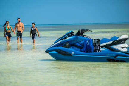 Thumbnail image of gallery image 6