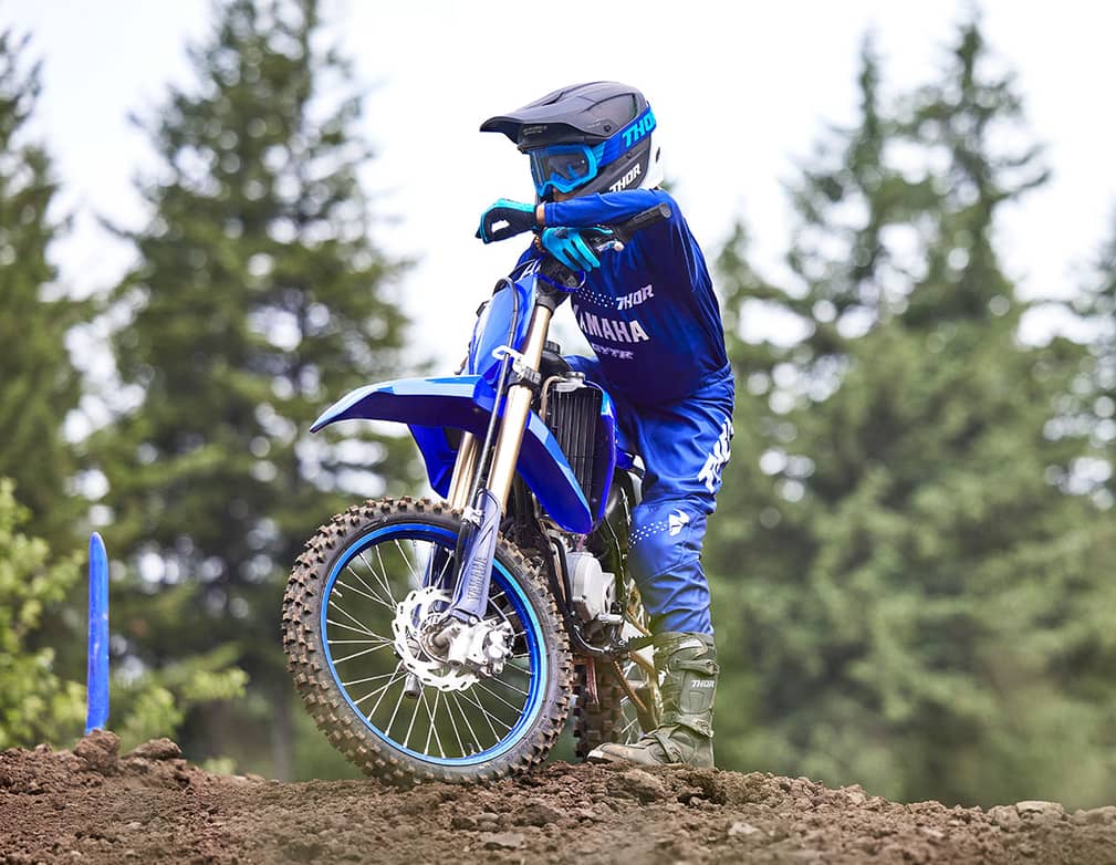 Action image of 2024 YZ85LW