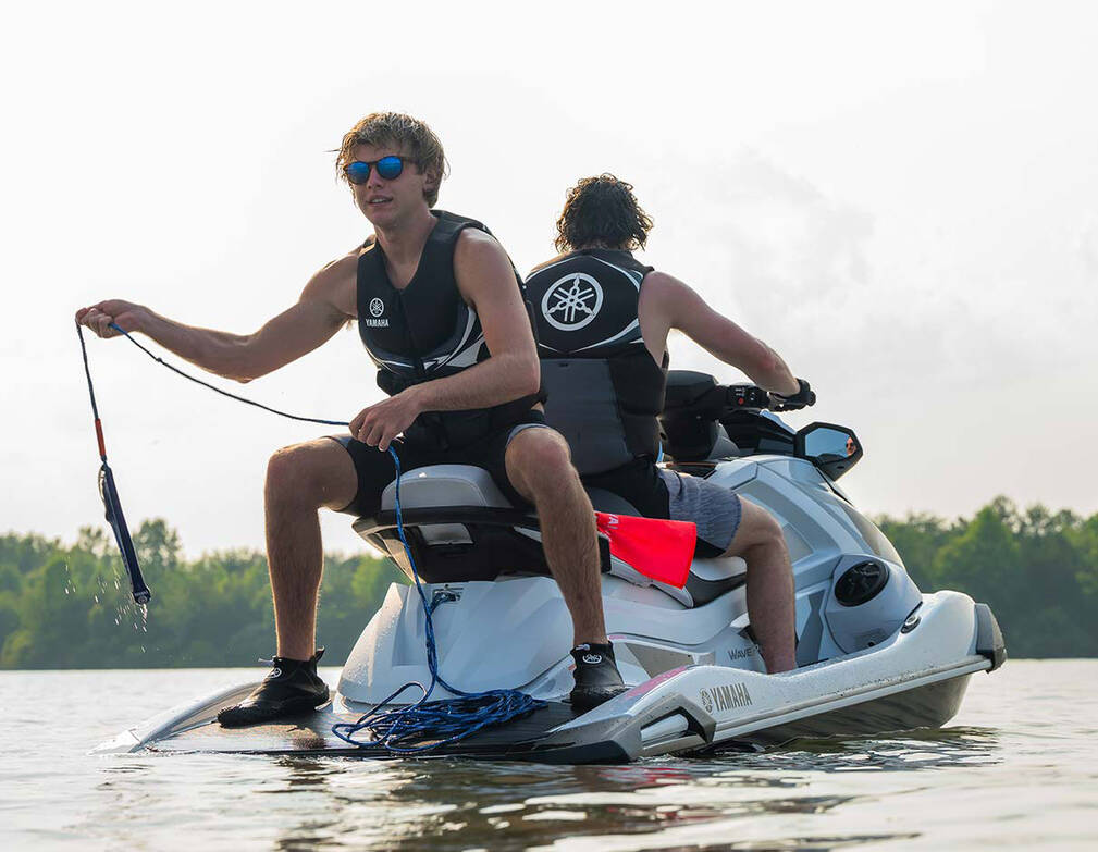 Action image of VX Cruiser HO 2024